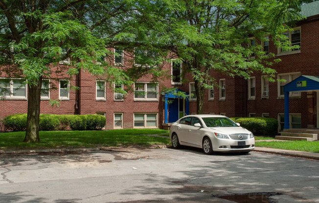 1 bed, 1 bath, 600 sqft, $709