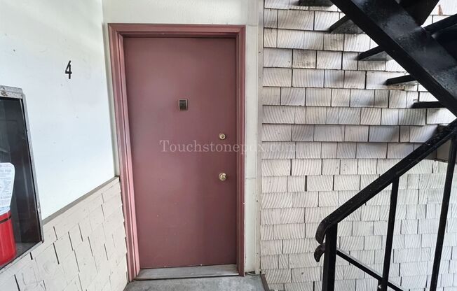 1 bed, 1 bath, $1,295, Unit 5812-4