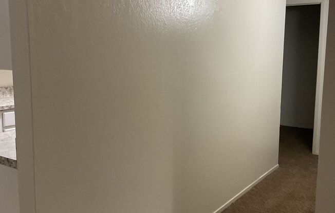 2 beds, 1 bath, 968 sqft, $1,345, Unit 1632-139