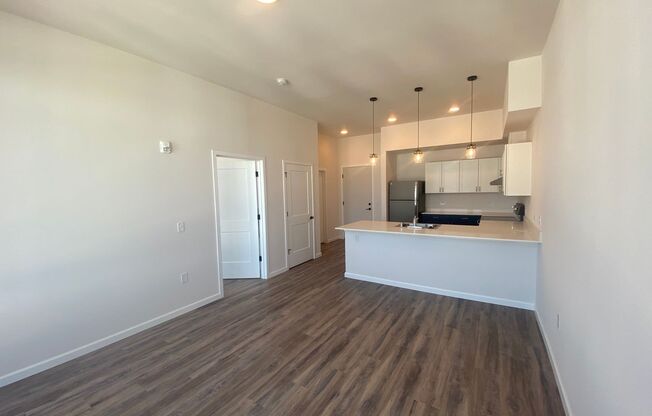 1 bed, 1 bath, 589 sqft, $1,825, Unit 504