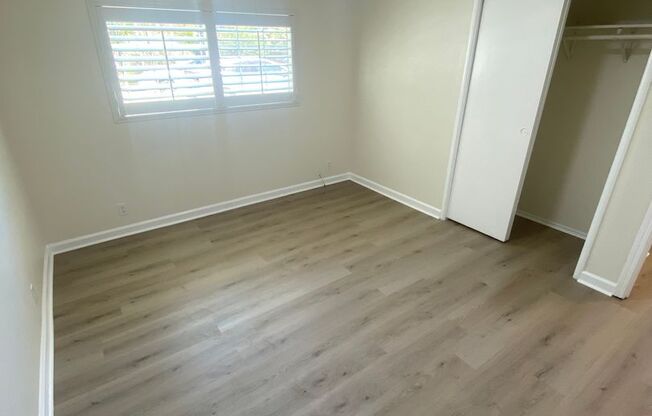 2 beds, 1 bath, $2,495, Unit Apt. B