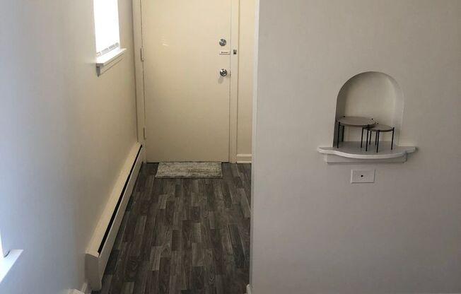 1 bed, 1 bath, 625 sqft, $665, Unit 1300-1602