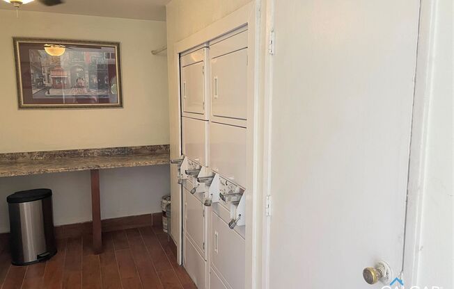 1 bed, 1 bath, 460 sqft, $925, Unit 223