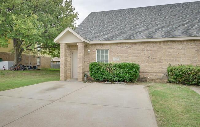 510 KINGS WAY DR