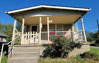 524 Glendower Ave