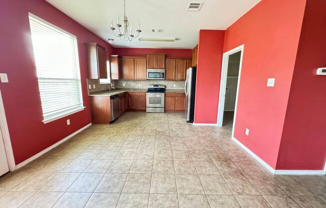 3 beds, 2.5 baths, $1,645