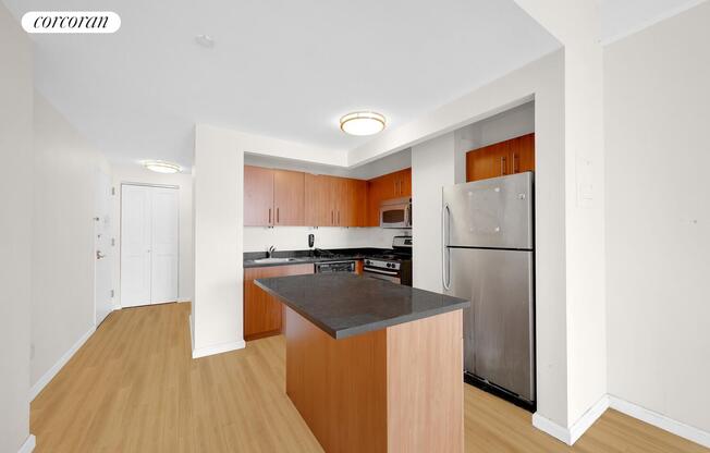 20 W ST