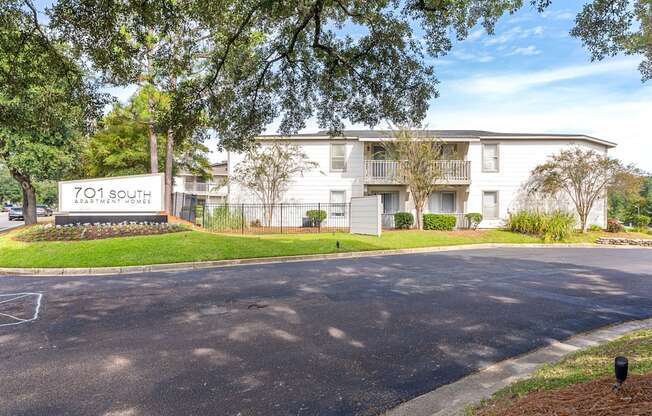 building exterior and monument sign at 701 South Apartments in Mobile, AL