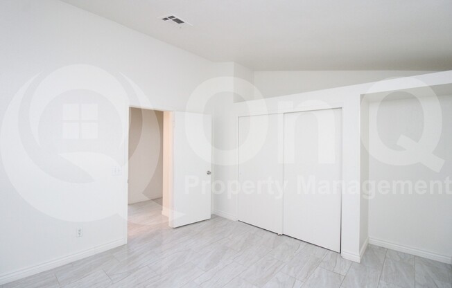 2 beds, 2.5 baths, 1,122 sqft, $1,899, Unit 1215