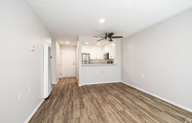 1 bed, 1 bath, 695 sqft, $1,793, Unit 119
