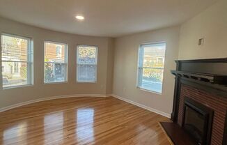 Studio, 1 bath, 392 sqft, $1,490, Unit 5 S State 201