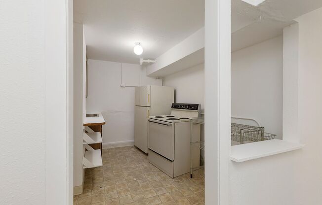 Studio, 1 bath, 231 sqft, $900, Unit 212