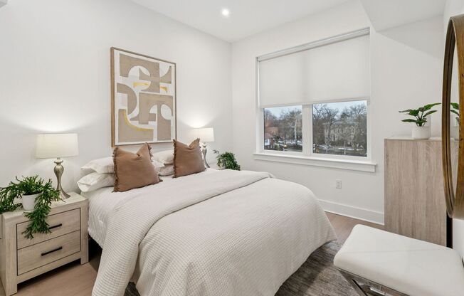 1 bed, 1 bath, 800 sqft, $2,017, Unit 210