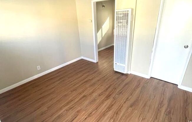 LB0356 (RUBS)  (Imp.)