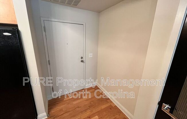 3920 SHARON RD