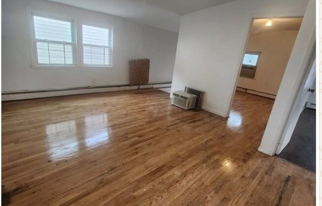 6 19 COLLEGE PT BLVD