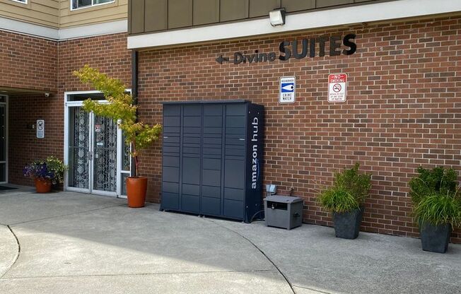 Studio, 1 bath, 462 sqft, $1,250, Unit 305