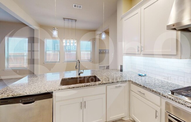 4404 BLUE HOLLY BLVD