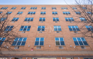 2 beds, 1 bath, 900 sqft, $4,800, Unit 3H