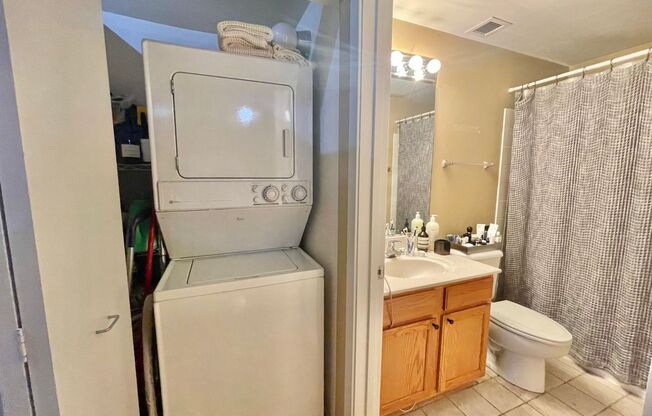 2 beds, 2 baths, $3,250, Unit 506