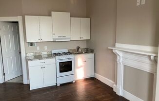 Studio, 1 bath, $1,195, Unit 201 Appleton St. 1B