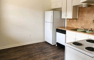 2 beds, 1 bath, $675, Unit Unit C