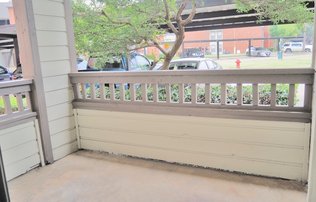 1 bed, 1 bath, 672 sqft, $1,255