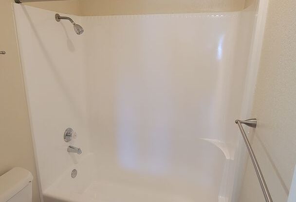 1 bed, 1 bath, 750 sqft, $2,500, Unit 202