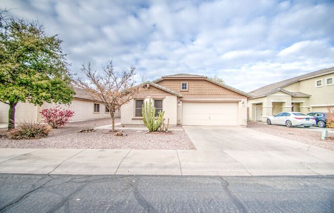 4 Bedroom in Morning Sun!!