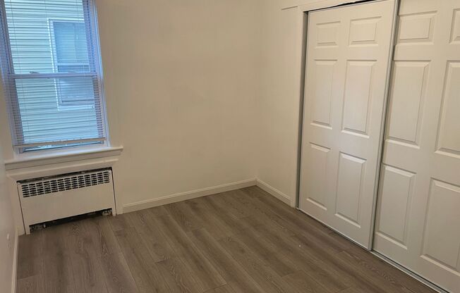 3 beds, 1 bath, 1,000 sqft, $1,700, Unit Unit 1