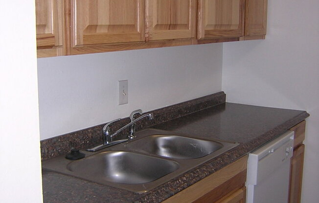1 bed, 1 bath, 640 sqft, $1,200, Unit 104