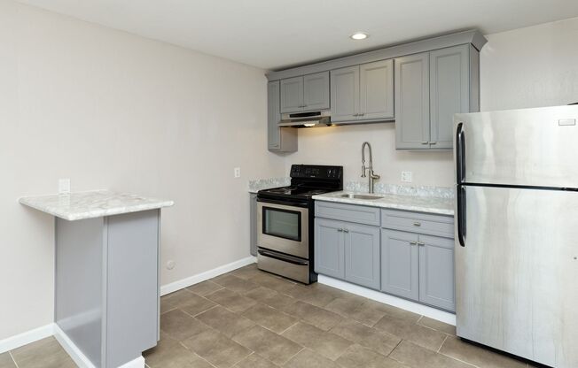 LakePark Apartments