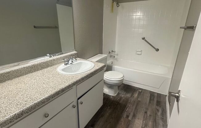 Spacious 2BR/2BA FLAT with Private Patio
