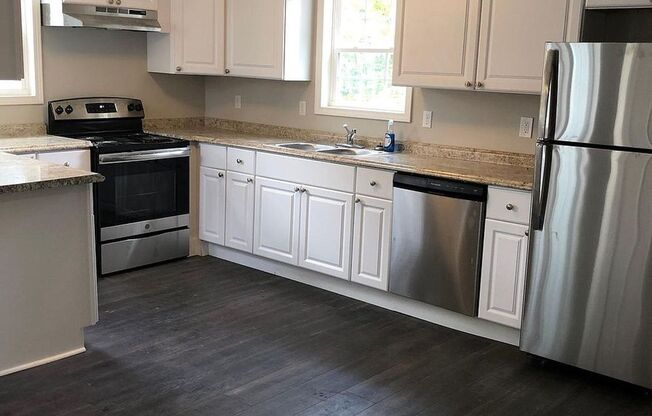 Charming 2 bedroom home in Gainesville!