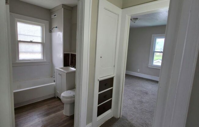 3 beds, 1 bath, $1,200, Unit #2