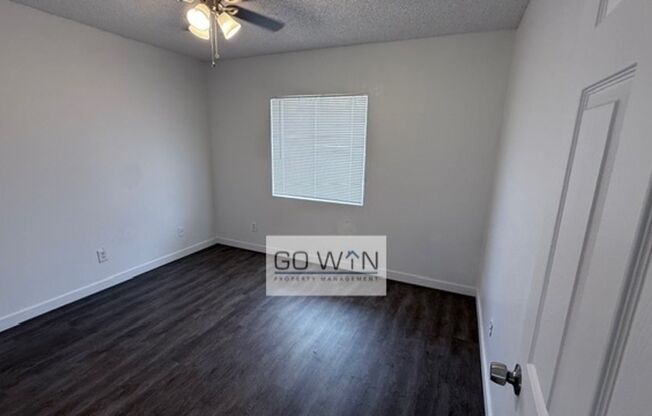 4 Bed/ 2 Bath - House W/ Large Backyard