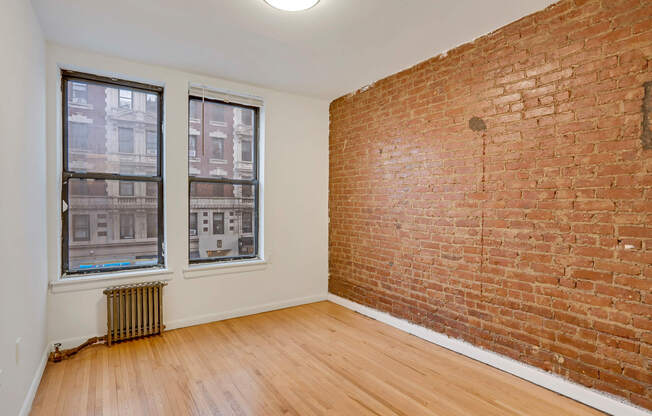 24 E 97 ST