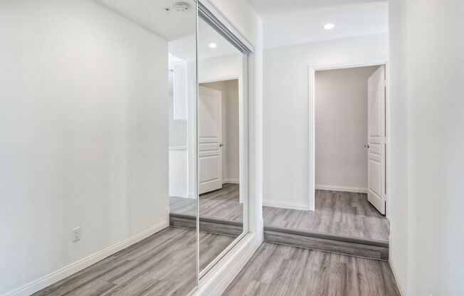1 bed, 1 bath, 977 sqft, $2,695, Unit 108