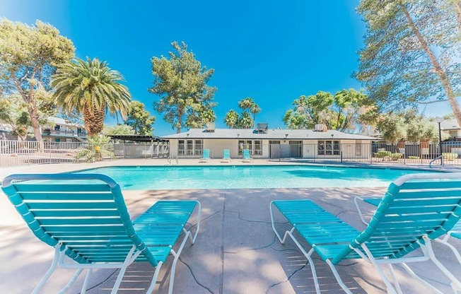 Emerald Park swimming pool