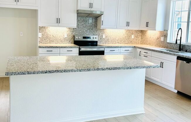 Charming 3-Bedroom Home for Lease in The Preserve at Chino