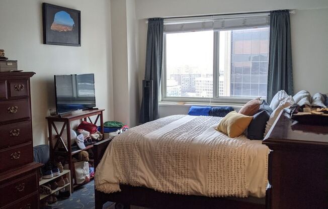 1 bed, 1 bath, 606 sqft, $3,000, Unit 1704