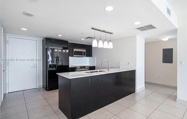 665 NE 25th St unit 1803 (A11783562)