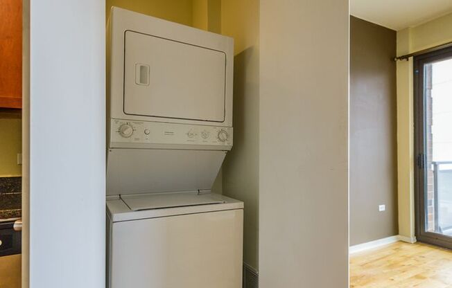 1 bed, 1 bath, 600 sqft, $2,000, Unit Unit 909