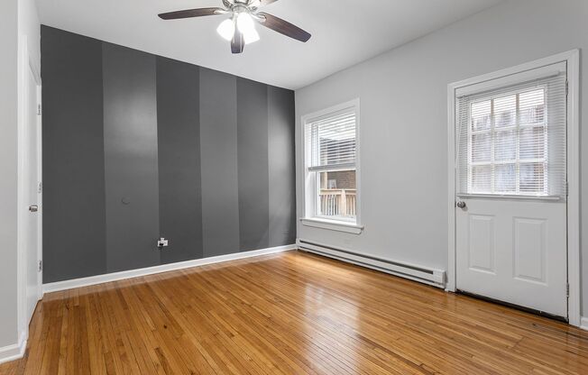 Studio, 1 bath, 200 sqft, $1,250, Unit 1456-204