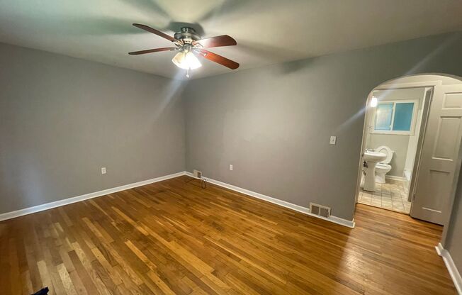 Cozy 2-Bedroom Home with Basement, Garage, and Fenced Backyard!