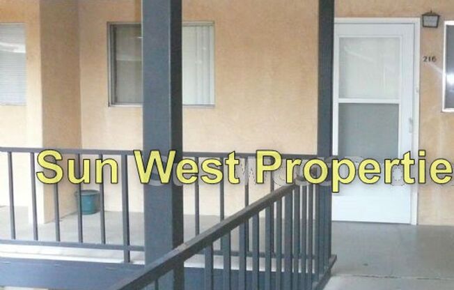 Dustin Ave. N. 2400 - Sunset House