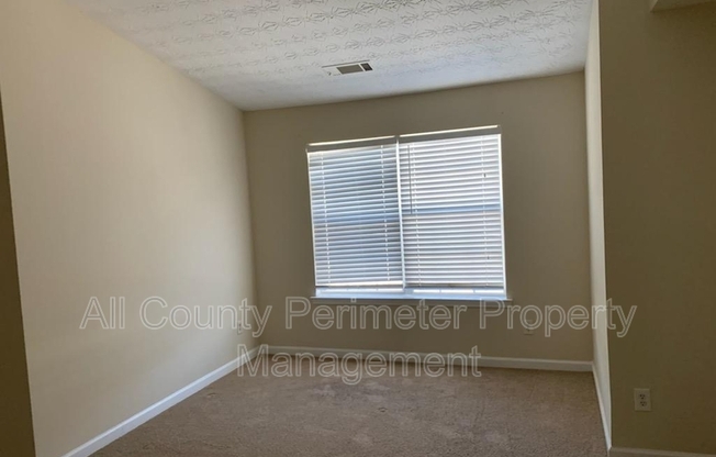 2795 VINING RDG