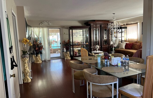 3225 LAYTON CT