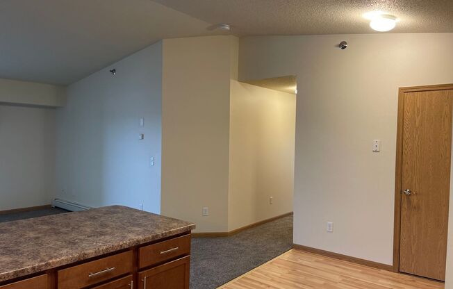 3 beds, 2 baths, 1,170 sqft, $1,355, Unit 5100-311
