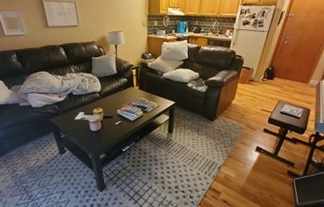 1 bed, 1 bath, 552 sqft, $1,975, Unit 17